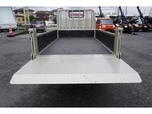 Mitsubishi Fuso CANTER 36