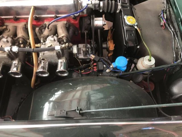 Triumph TR-4 42