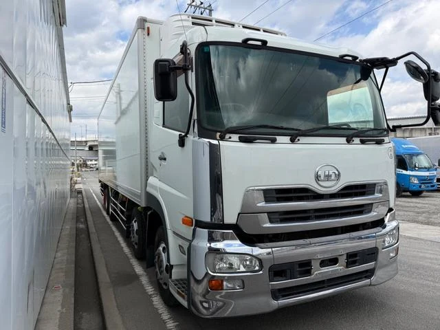 Nissan Diesel QUON 3