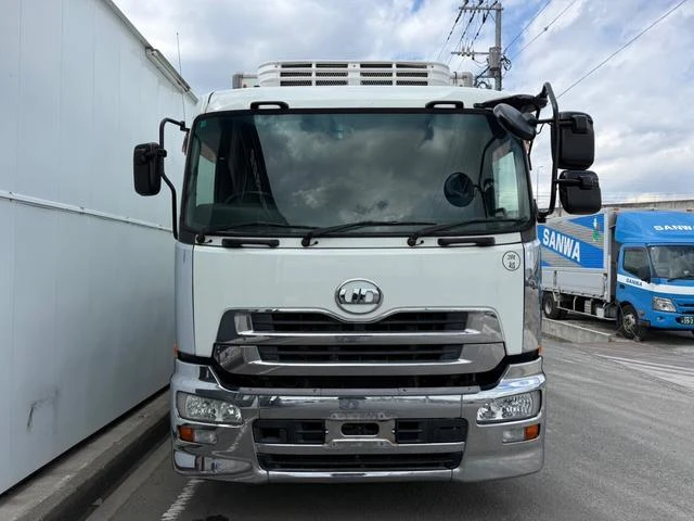 Nissan Diesel QUON 4