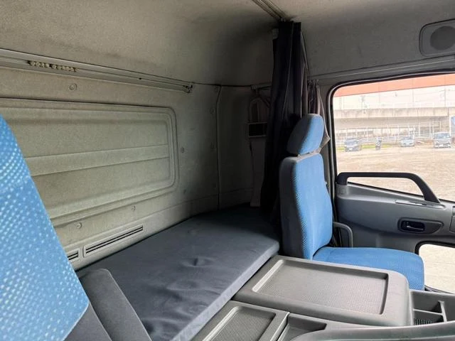 Nissan Diesel QUON 29