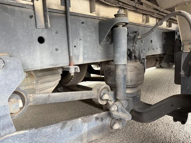 Nissan Diesel QUON 48