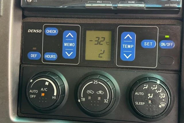 Nissan Diesel QUON 33