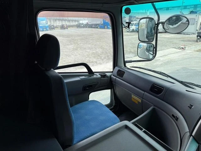 Nissan Diesel QUON 25