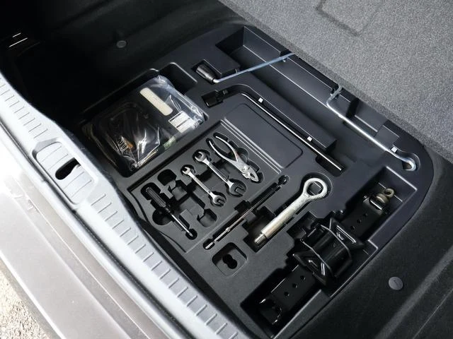 Lexus LS 50