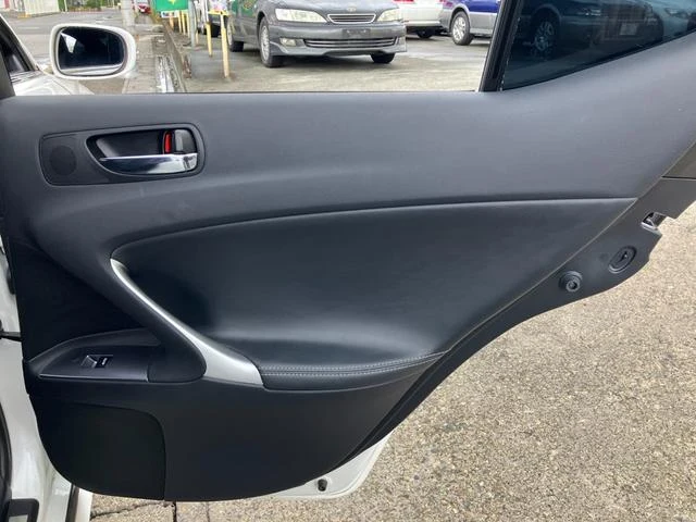 Lexus IS 53