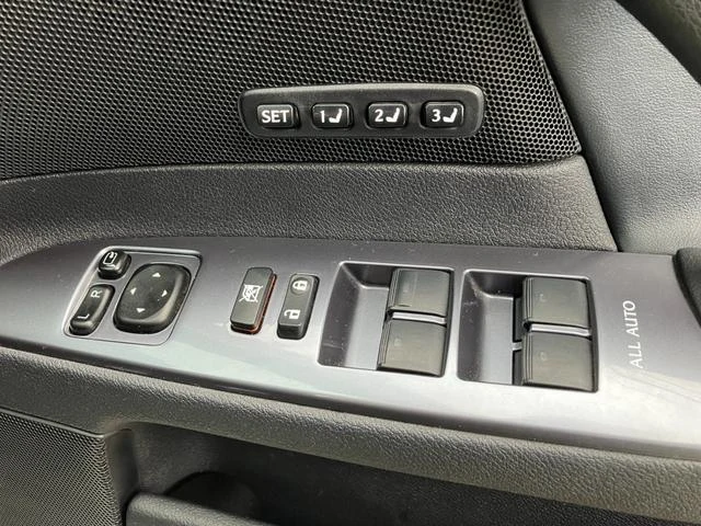 Lexus IS 68