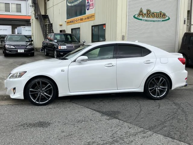 Lexus IS 30