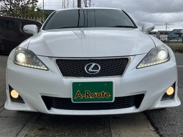 Lexus IS 17