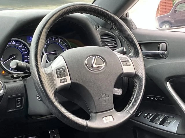 Lexus IS 46