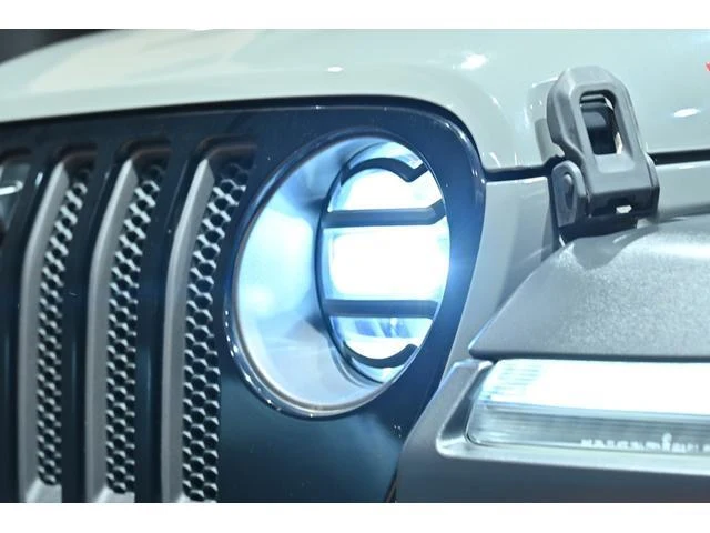 Chrysler JEEP 28