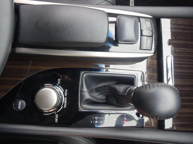 Lexus GS 27