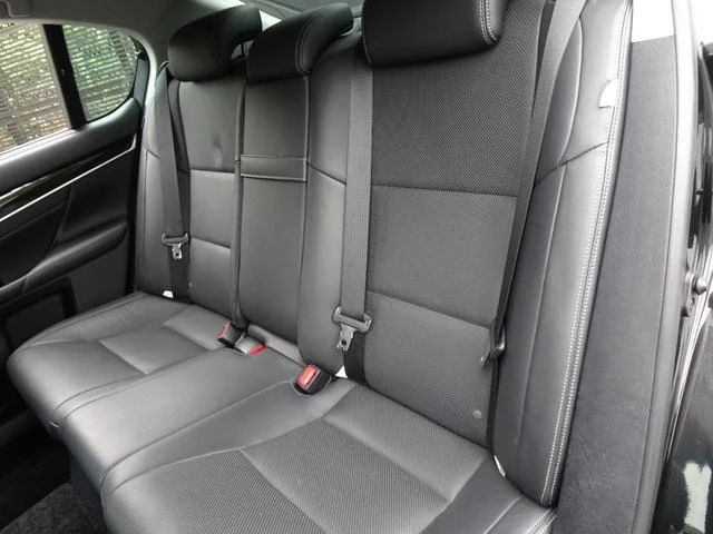 Lexus GS 17