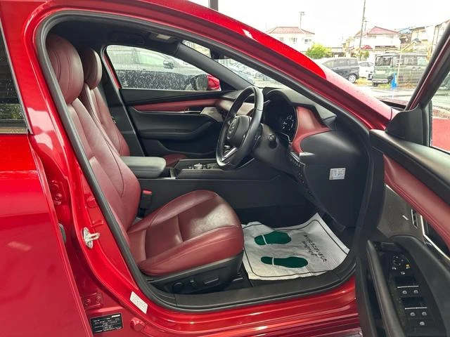 Mazda MAZDA3 7