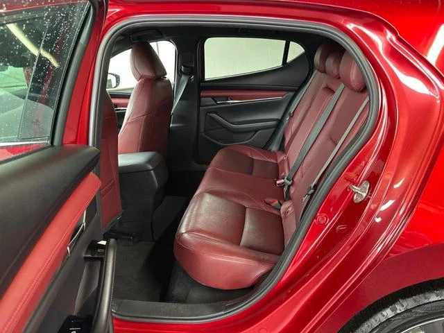 Mazda MAZDA3 47