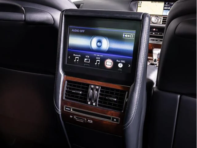 Lexus LS 2
