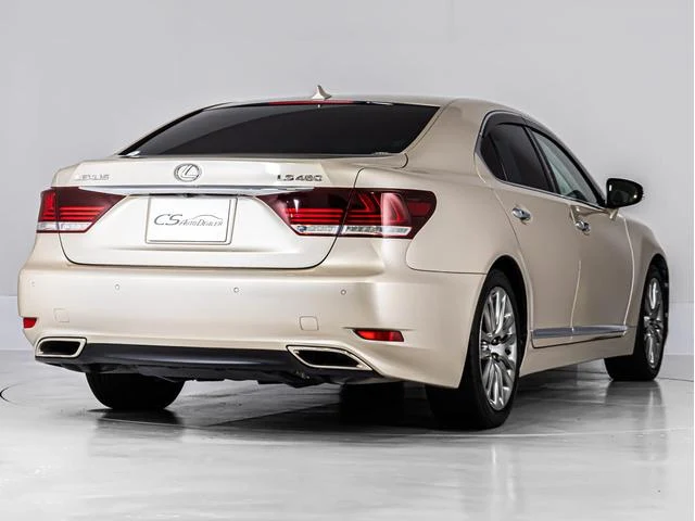Lexus LS 15