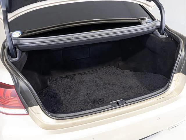 Lexus LS 26