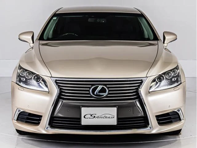 Lexus LS 11