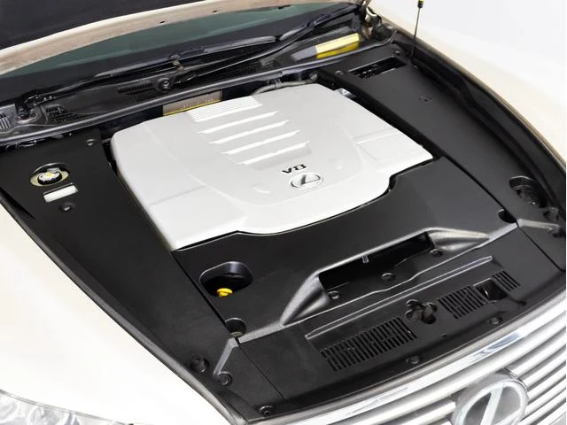 Lexus LS 25