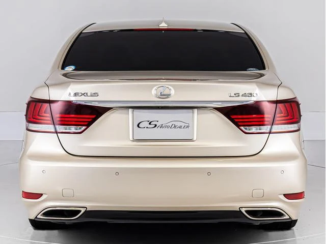 Lexus LS 13