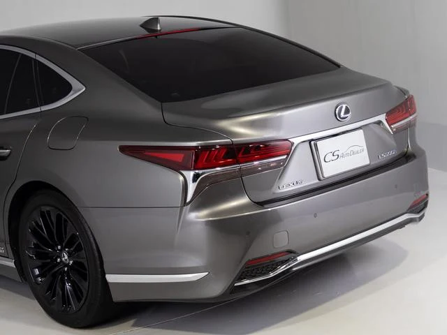 Lexus LS 21