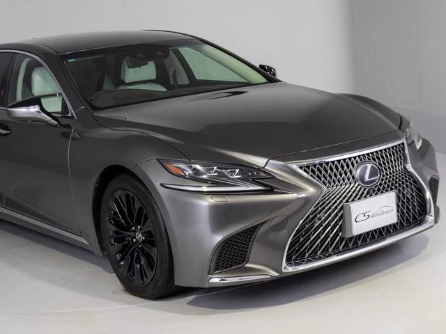 Lexus LS 2