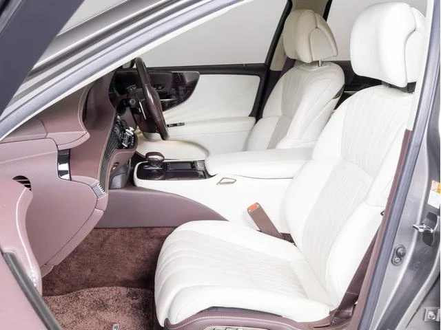 Lexus LS 34