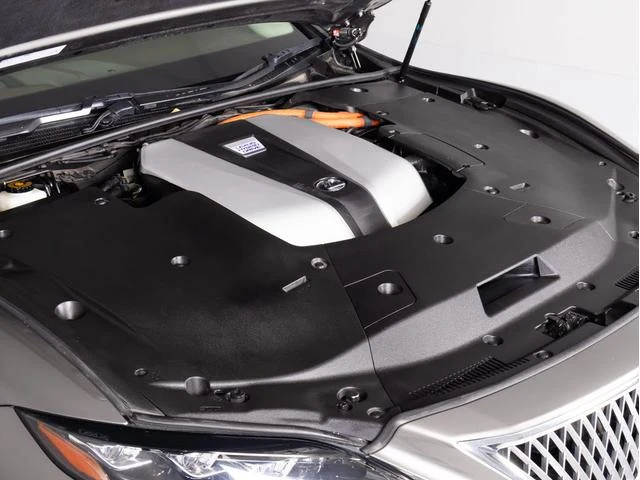 Lexus LS 29