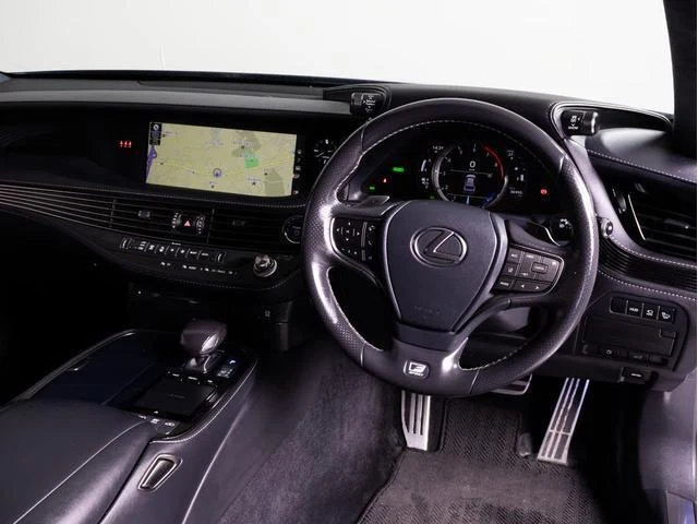Lexus LS 34