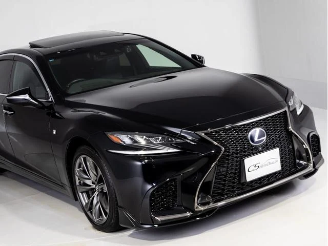 Lexus LS 18