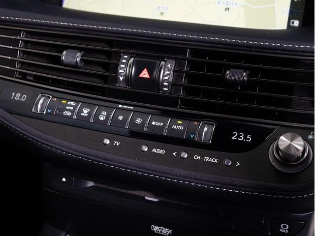 Lexus LS 49