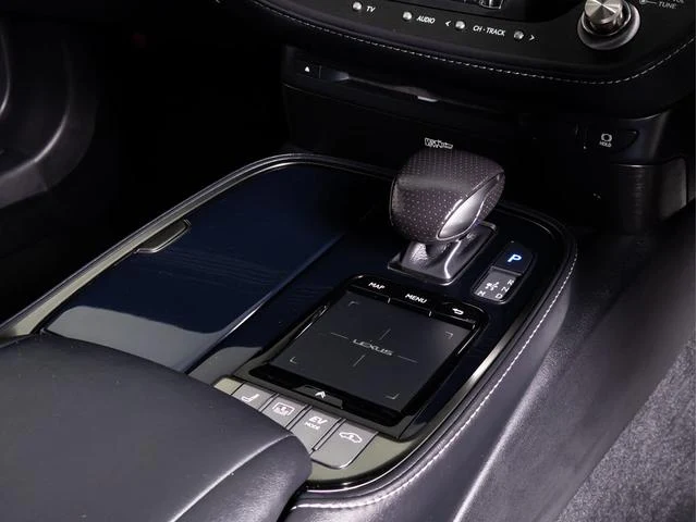 Lexus LS 47