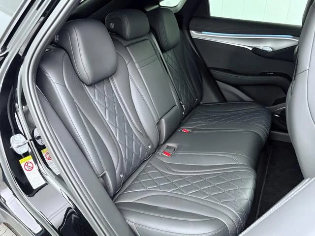 BYD SEALION 7 27