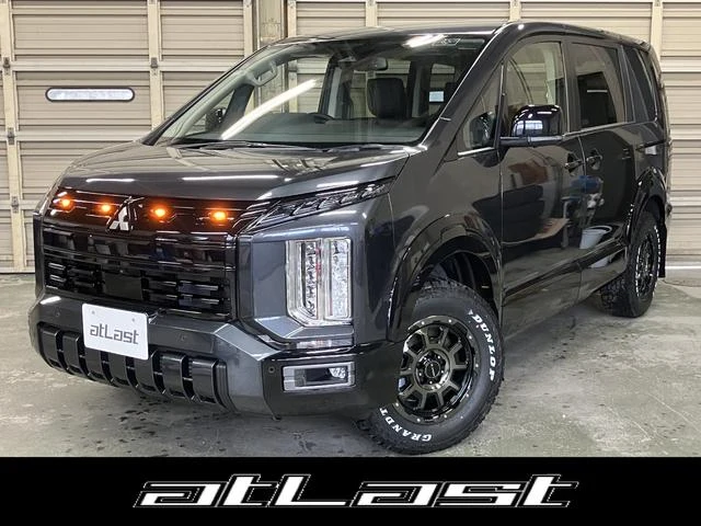 Mitsubishi DELICA