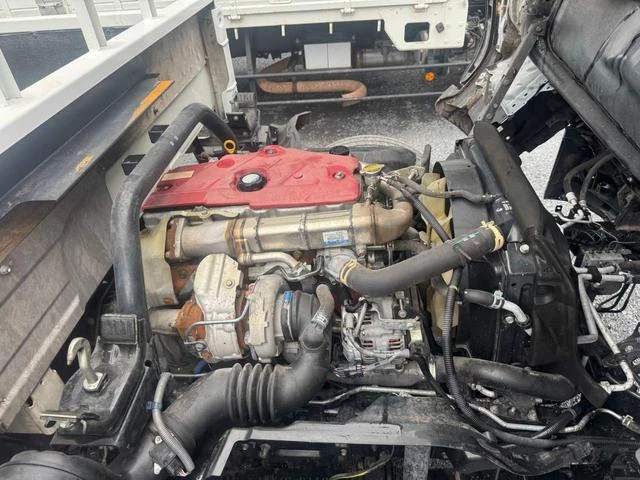 Hino DUTRO 32
