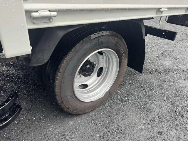 Hino DUTRO 37