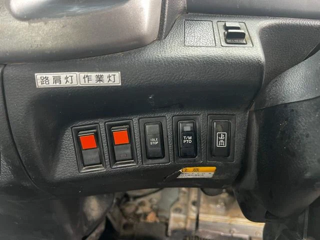 Hino RANGER 27