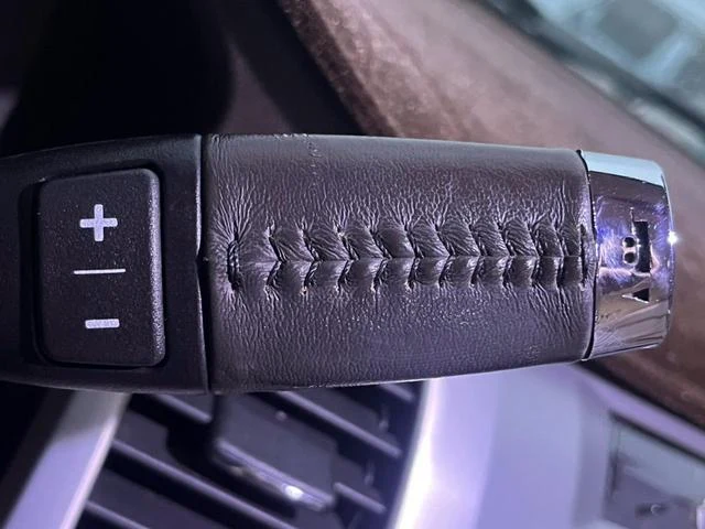 Cadillac ESCALADE 35