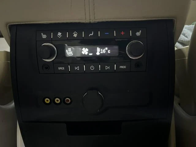 Cadillac ESCALADE 42