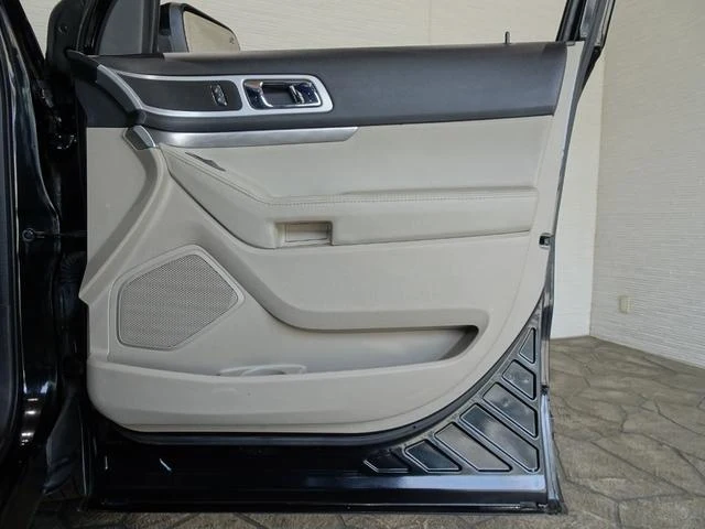 Ford EXPLORER 41