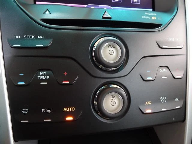 Ford EXPLORER 29