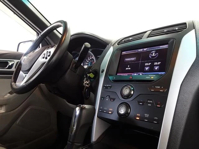 Ford EXPLORER 13