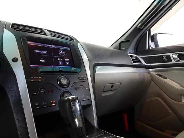 Ford EXPLORER 15