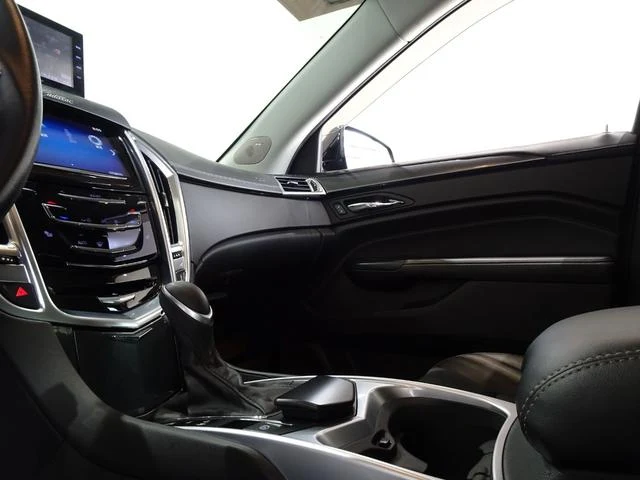 Cadillac SRX 26