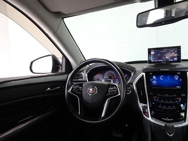 Cadillac SRX 10