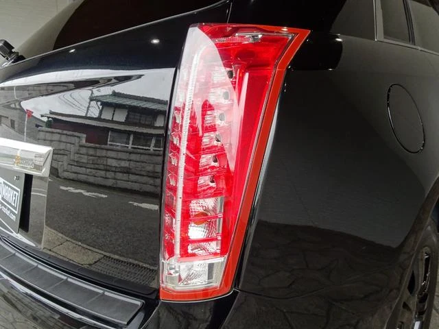 Cadillac SRX 52