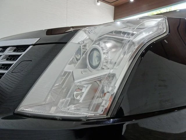 Cadillac SRX 50