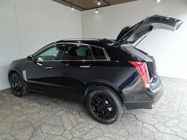 Cadillac SRX 8