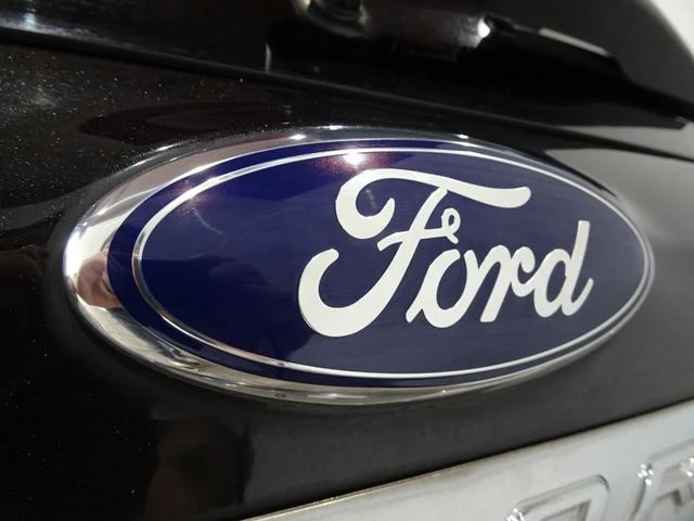 Ford EXPLORER 62